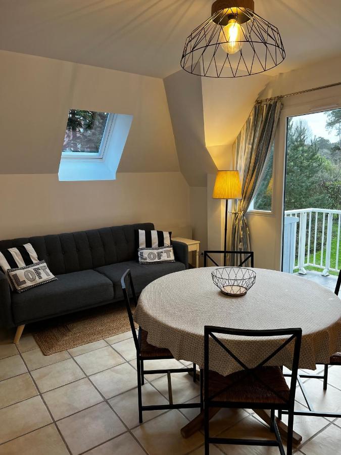 11 Les Pins Penches Apartment นูฟ์ชาเทล-อาร์เดอโลต์ ภายนอก รูปภาพ