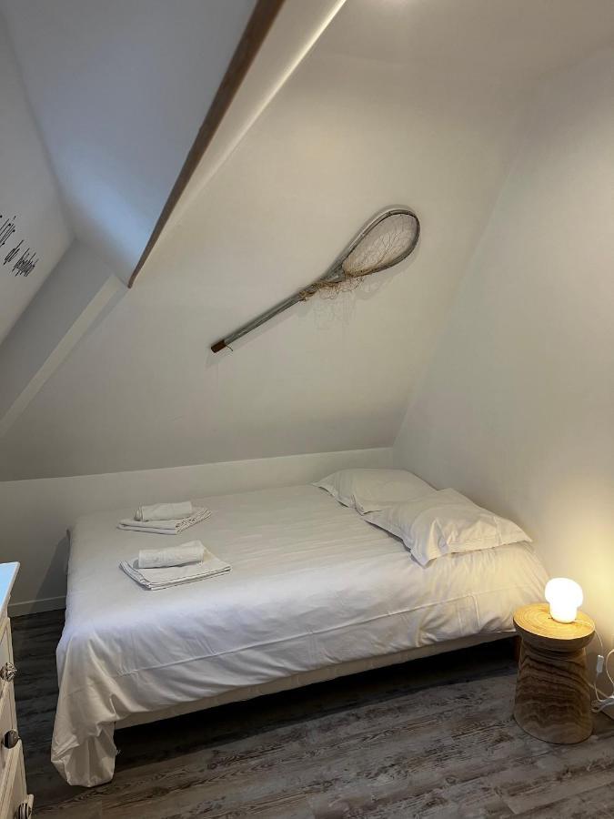 11 Les Pins Penches Apartment นูฟ์ชาเทล-อาร์เดอโลต์ ภายนอก รูปภาพ
